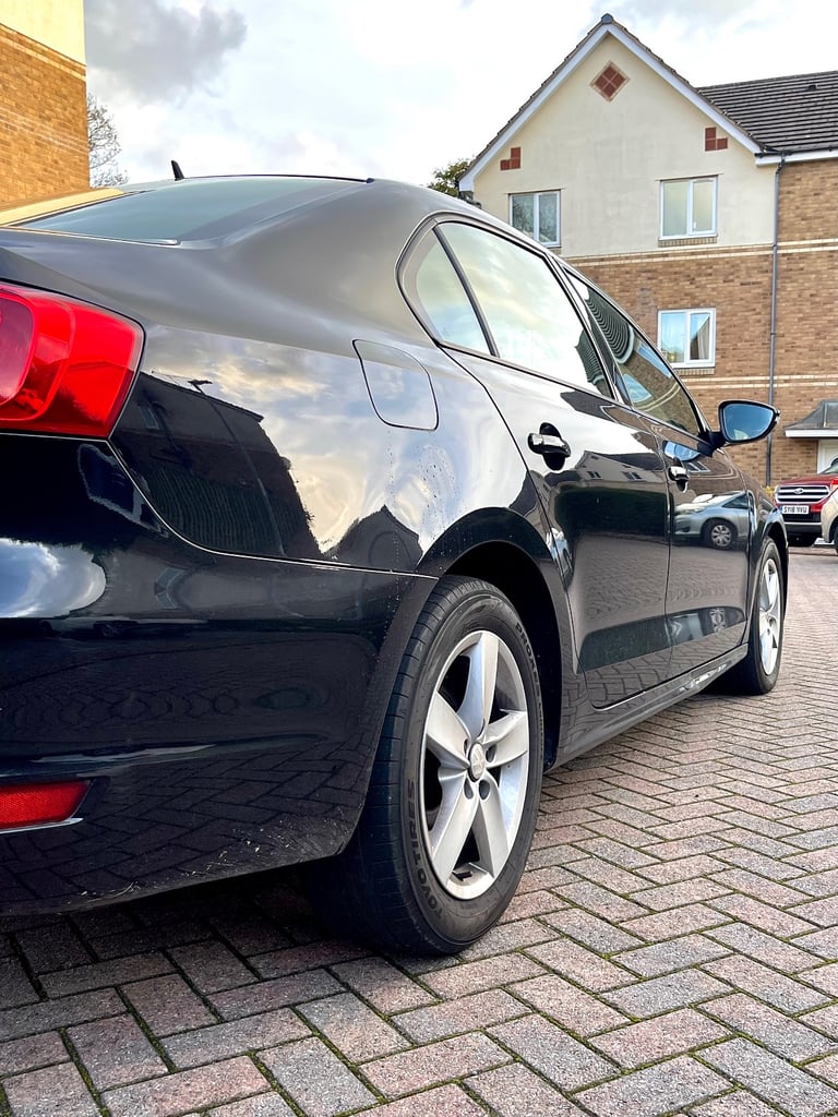 AUTOMATIC! 2013 VOLKSWAGEN JETTA 1.6 TDI SE BLUEMOTION TECH AUTO DSG MK6 SALOON BLACK