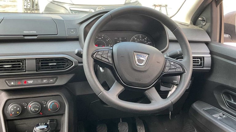 2022 Dacia Sandero 1.0 TCe Bi-Fuel Essential 5dr HATCHBACK PETROL/LPG Manual