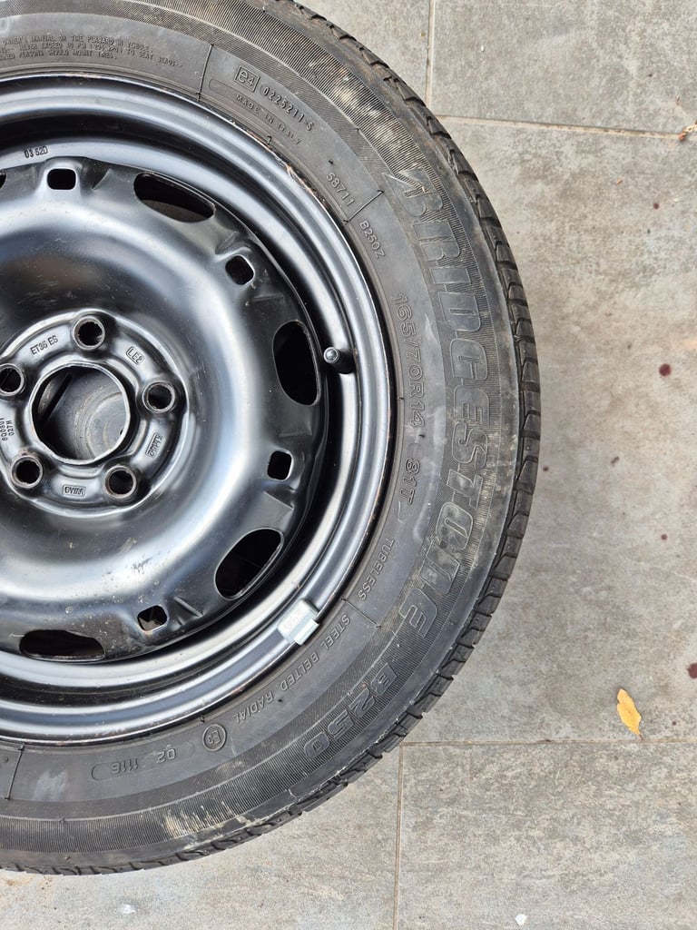 VW polo E spare wheel (Bridgestone) with kit- size: 165/70R14 