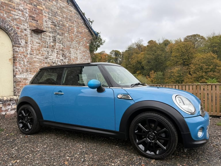 image for 2013 MINI Hatch 1.6 Cooper Bayswater Euro 6 (s/s) 3dr HATCHBACK Petrol Manual