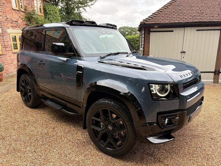 2025 Land Rover Defender 3.0 D250 Hard Top S Auto PANEL VAN Diesel Automatic