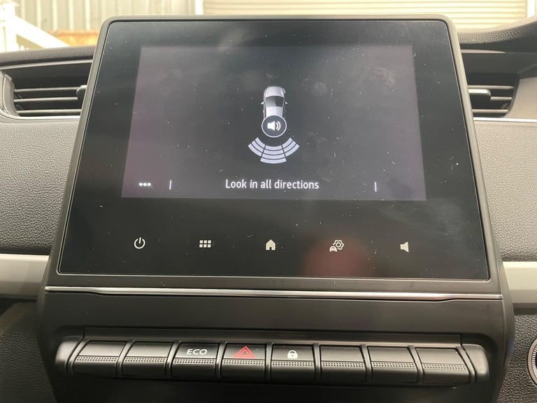 2020 Renault Zoe R135 52kWh Iconic Auto 5dr (i, Rapid Charge) HATCHBACK Electric Automatic