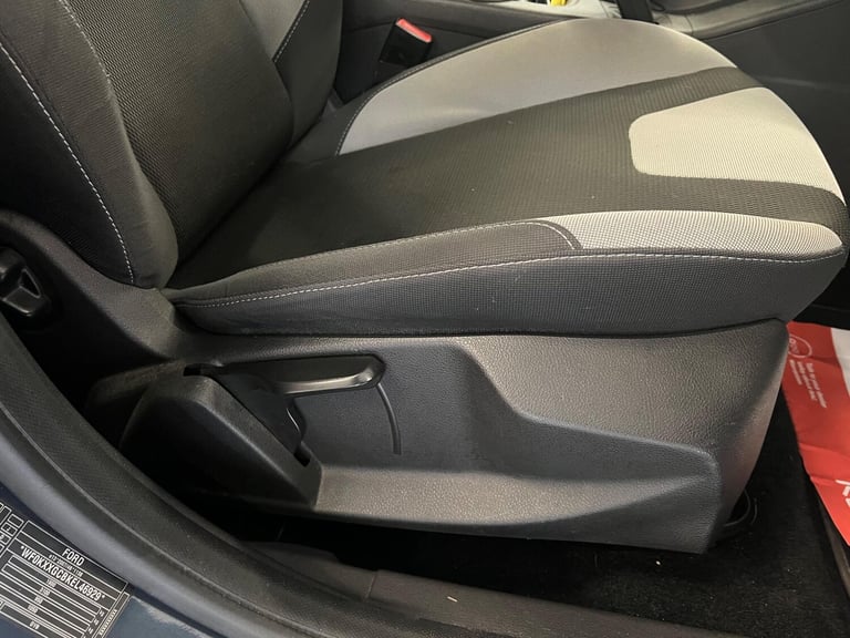 2014 Ford Focus 1.0T EcoBoost Zetec S Euro 5 (s/s) 5dr HATCHBACK Petrol Manual