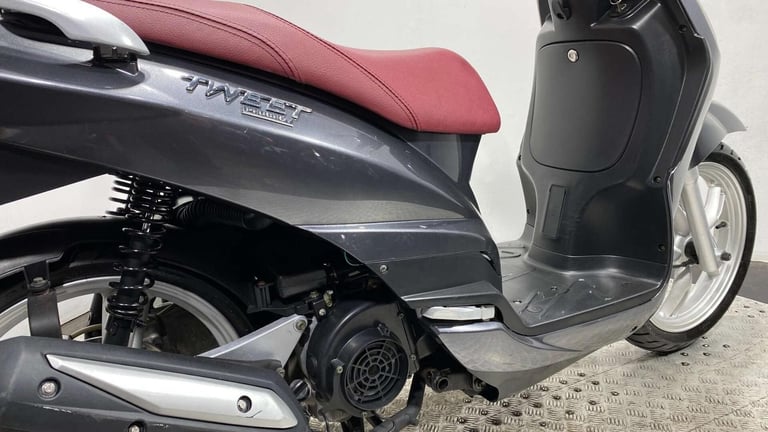 Peugeot Tweet VE 2015 LONG MOT SERVICED ONLY 1K 125CC SCOOTER