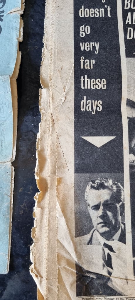 Tit-Bits Weekly Paper No #3891 1st October 1960 & free Song Book Tomy Steel