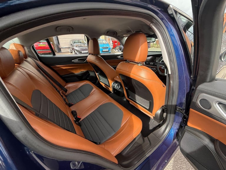 2017 Alfa Romeo Giulia 2.2 TD Super Auto Euro 6 (s/s) 4dr SALOON Diesel Automatic