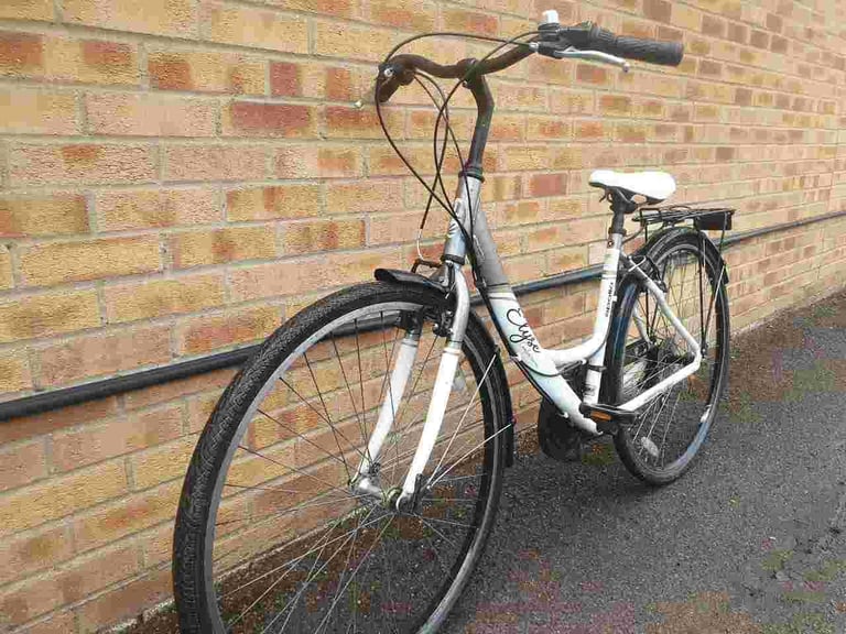 Oxford Discount Bicycles: Buy it, ride it, sell it back to us if you wish!