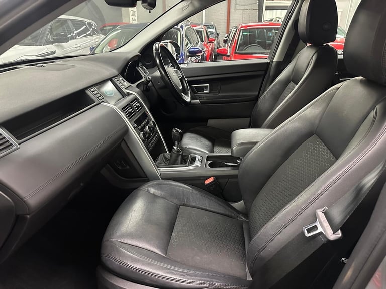2016 Land Rover Discovery Sport 2.0 TD4 SE Tech 4WD Euro 6 (s/s) 5dr (5 Seat) ESTATE Diesel Manual