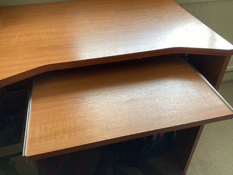 Pull-out Keyboard Drawer