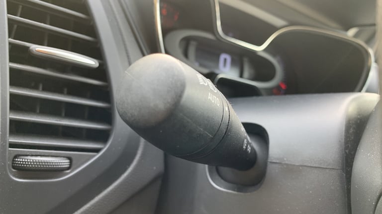 2018 Renault Captur 0.9 TCe ENERGY Iconic SUV 5dr Petrol Manual Euro 6 (s/s) (90 ps) SUV Petrol M...