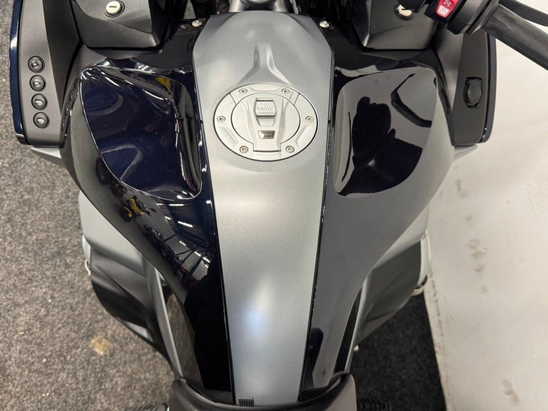 BMW R1200RT LE ** 12 MONTH MOT - PANNIERS - HEATED SEAT ** 