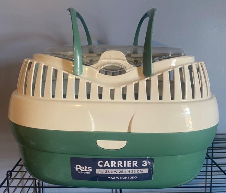 Guinea pig/chinchilla pet carrier (size 3)