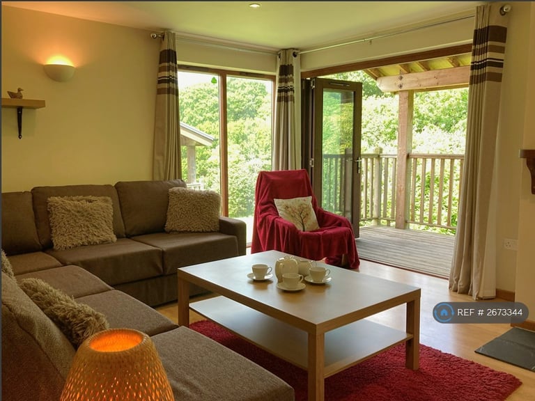 3 bedroom house in Westover, Calbourne, Newport, PO30 (3 bed) (#2673344)