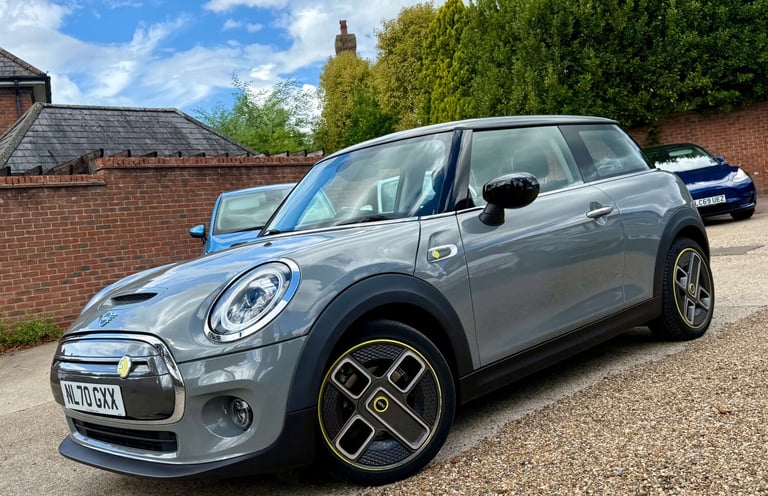 2020 MINI Hatch 135kW Cooper S Level 1 33kWh 3dr Auto HATCHBACK ELECTRIC Automatic