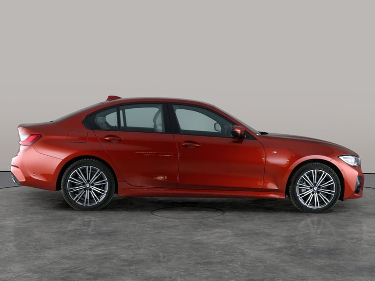 2021 BMW 3 Series 2.0 330e 12kWh M Sport Saloon 4dr Petrol Plug-in Hybrid Auto Euro 6 (s/s) ( Sal...