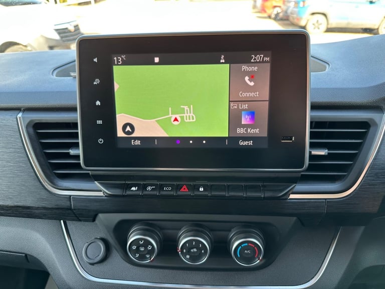 2022 Renault Trafic 2.0 dCi Blue 28 Sport SWB Euro 6 (s/s) 5dr PANEL VAN Diesel Manual