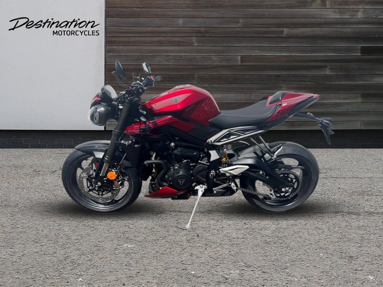 2025 Triumph Street Triple 765 RS PREMIUM COLOUR Petrol red 6 Speed