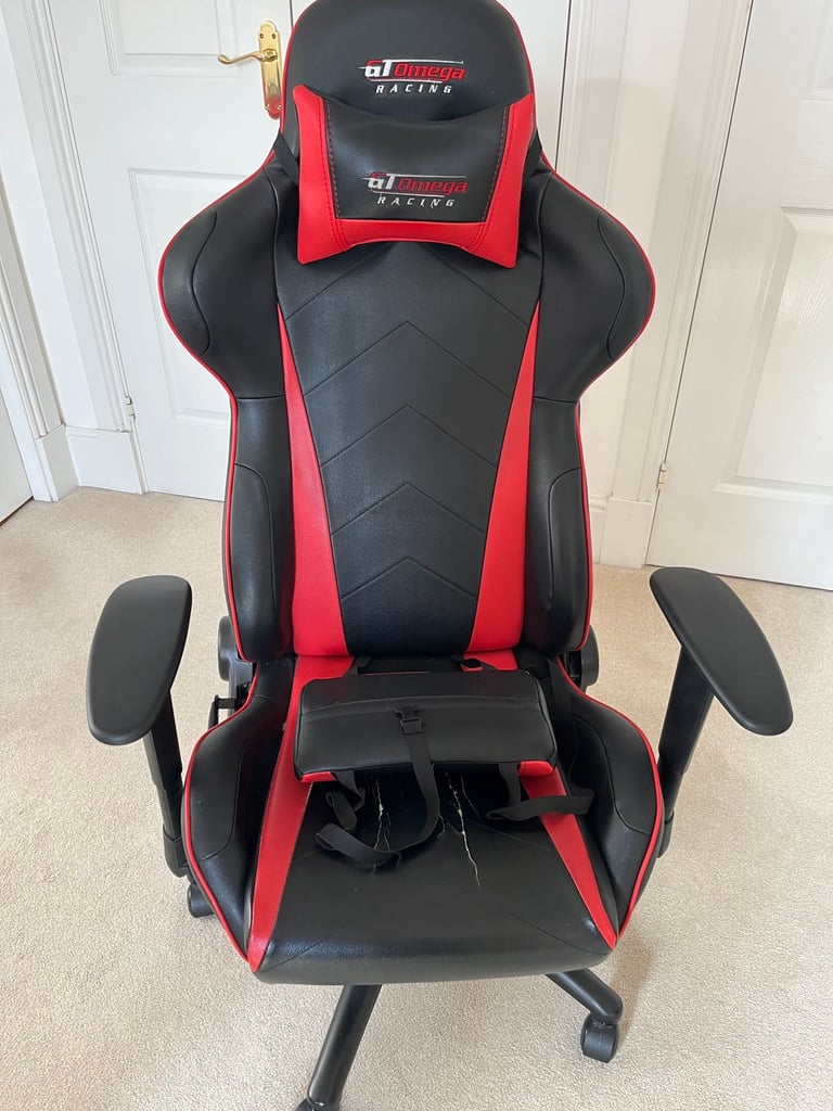 GT OMEGA RACING GAME CHAIR