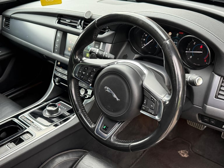 2017 Jaguar XF 2.0d R-Sport Auto Euro 6 (s/s) 4dr SALOON Diesel Automatic