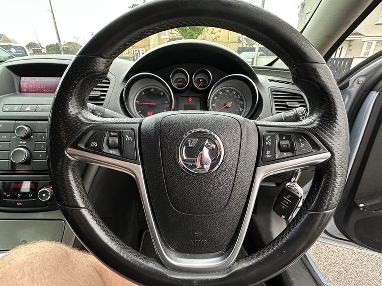 Vauxhall, INSIGNIA, Hatchback, 2013, Manual, 1956 (cc), 5 doors