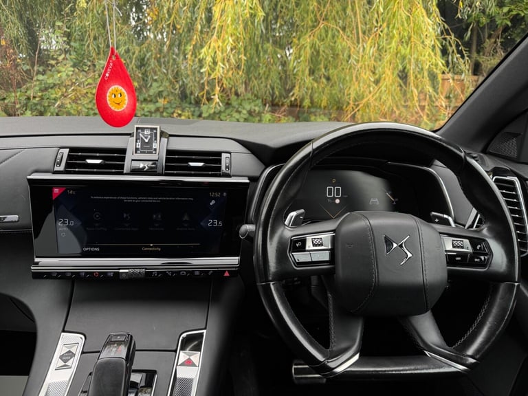 2019 DS Automobiles DS 7 Crossback 1.6 PureTech GPF Prestige Crossback EAT8 Euro 6 (s/s) 5dr MPV ...