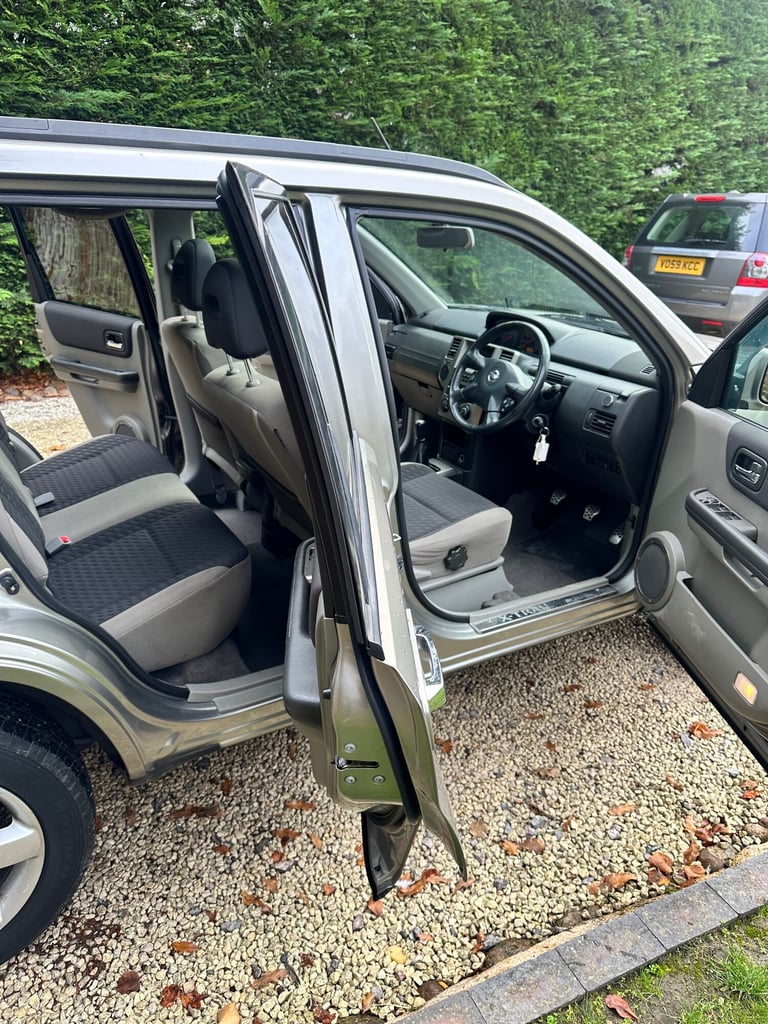 2006 Nissan X-Trail 2.2 dCi 136 Columbia 5dr ESTATE Diesel Manual