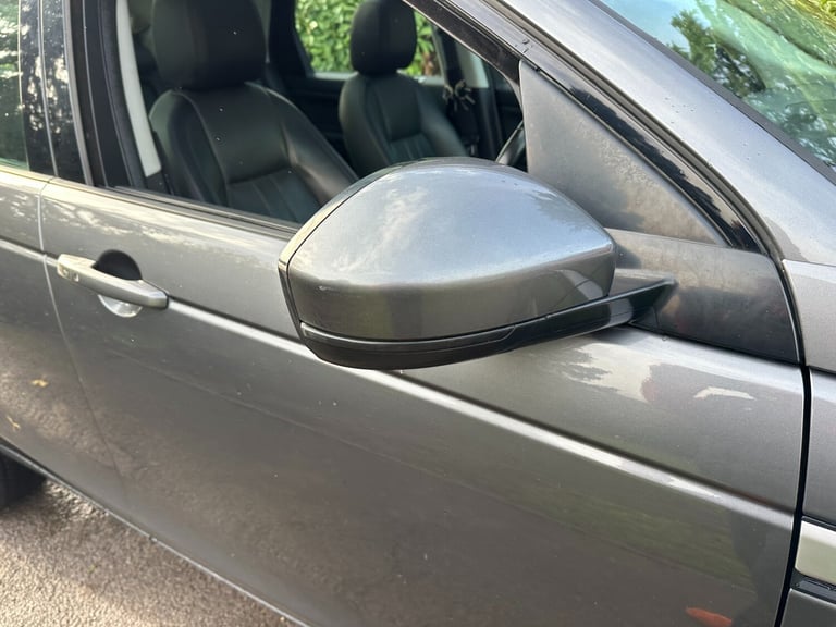 2015 Land Rover Discovery Sport 2.0 TD4 180 HSE 5dr Auto ESTATE Diesel Automatic