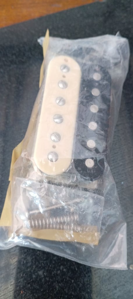 Slash guitar pickups