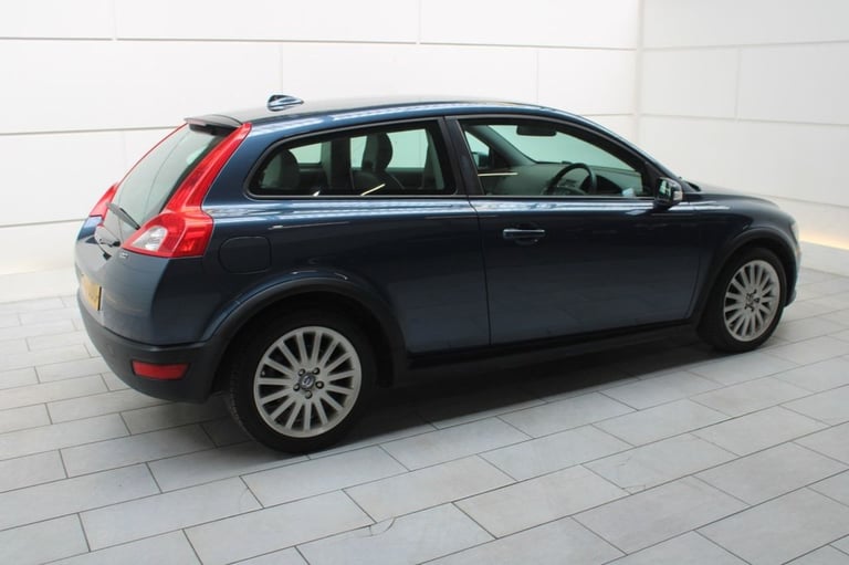2007 Volvo C30 2.0 SE Lux Coupe 2dr Petrol Manual (177 g/km, 143 bhp) Coupe Petrol Manual