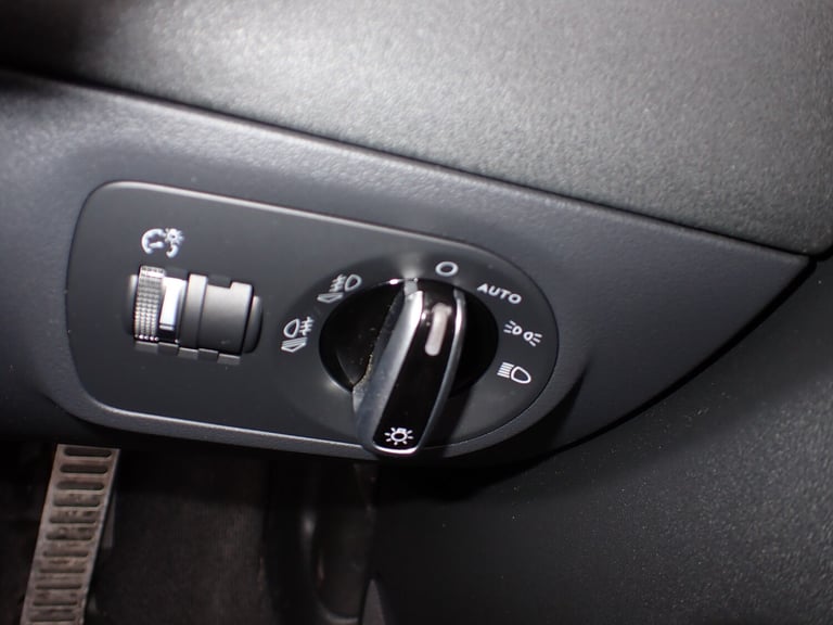 2013 Audi TT 2.0 TDI Black Edition Roadster 2dr Diesel S Tronic quattro Euro 5