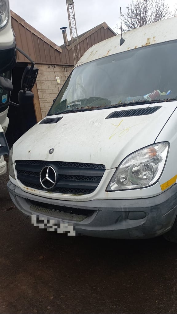 Breaking spare parts Mercedes sprinter van