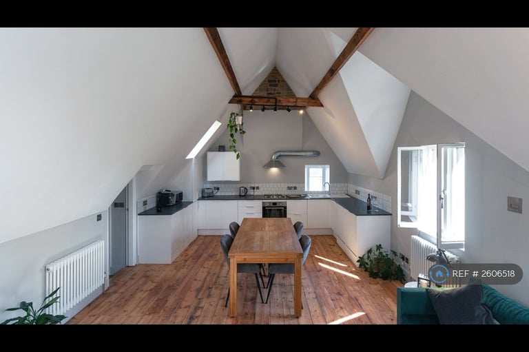 image for 2 bedroom flat in St Ann's Tower, Leeds, LS6 (2 bed) (#2606518)