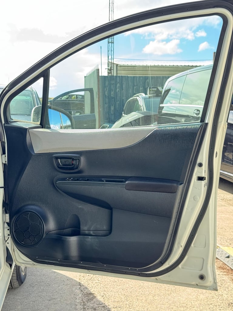 2025 Toyota Vitz YARIS 1.0 VVT-i ACTIVE Hatchback PETROL Automatic