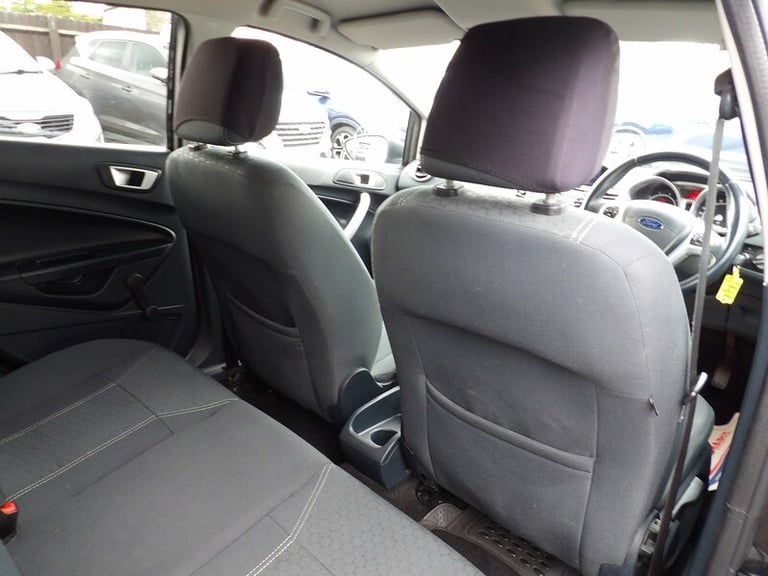 2012 Ford Fiesta Titanium Hatchback Petrol Manual