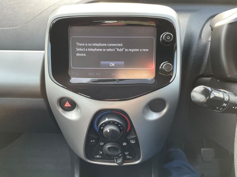 2016 Citroen C1 1.0L FEEL Hatchback 5dr Petrol Manual Euro 6 (68 bhp) Hatchback Petrol Manual