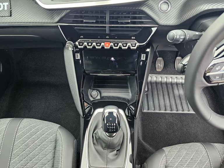 2023 Peugeot 2008 1.2 PureTech Allure SUV 5dr Petrol Manual Euro 6 (s/s) (130 ps) Manual SUV Petr...