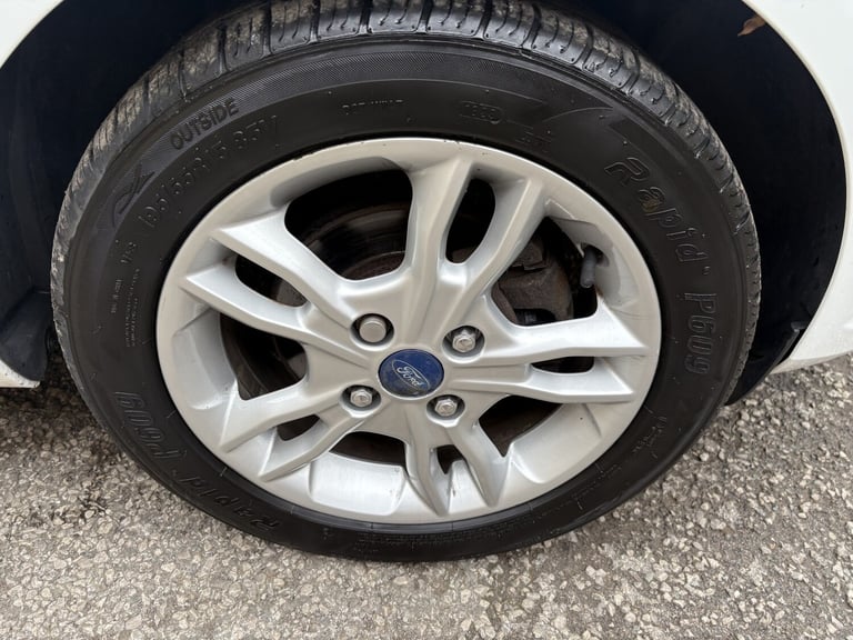 FORD FIESTA 1.25 Zetec 2014