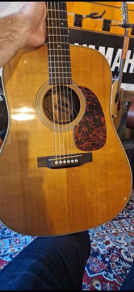 Martin HD28V  2004