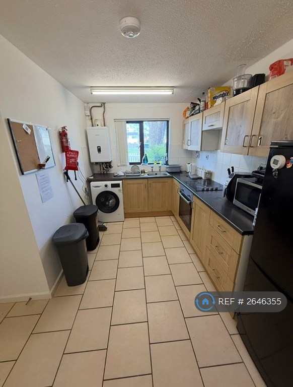 1 bedroom in Ombersley Close, Redditch, B98 (#2646355)