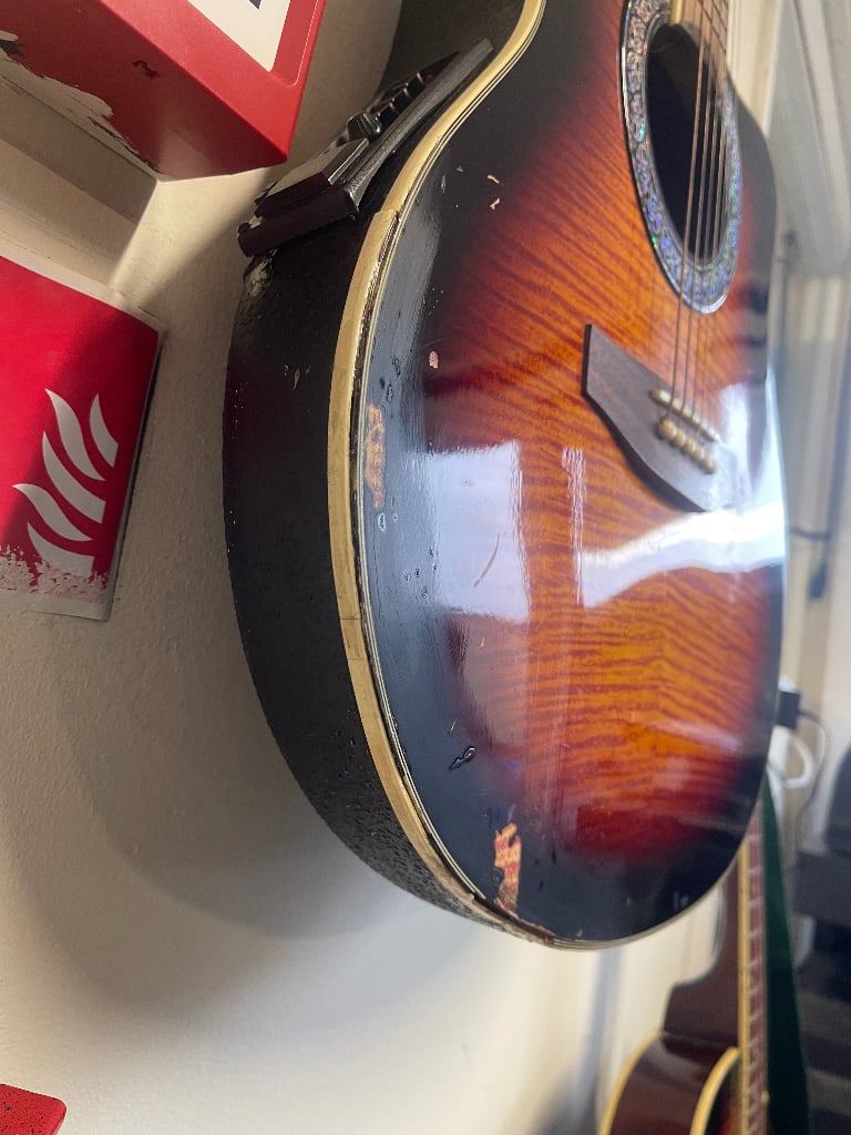 Martin Smith electro acoustic Bowl Round Back guitar Tiger Stripe Burst Brown?