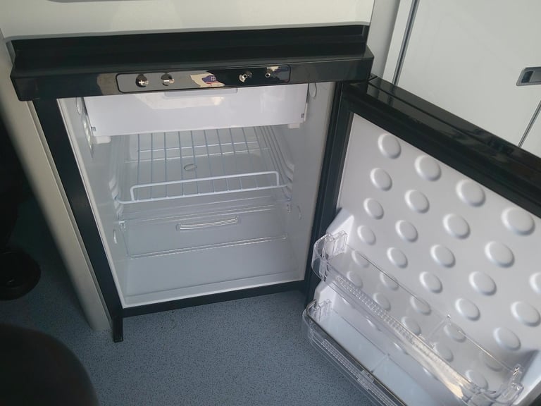 Volkswagen Transporter Eden Edition DIESEL MANUAL 2024/24