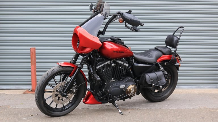 Harley-Davidson XL883N SPORTSTER IRON 2013