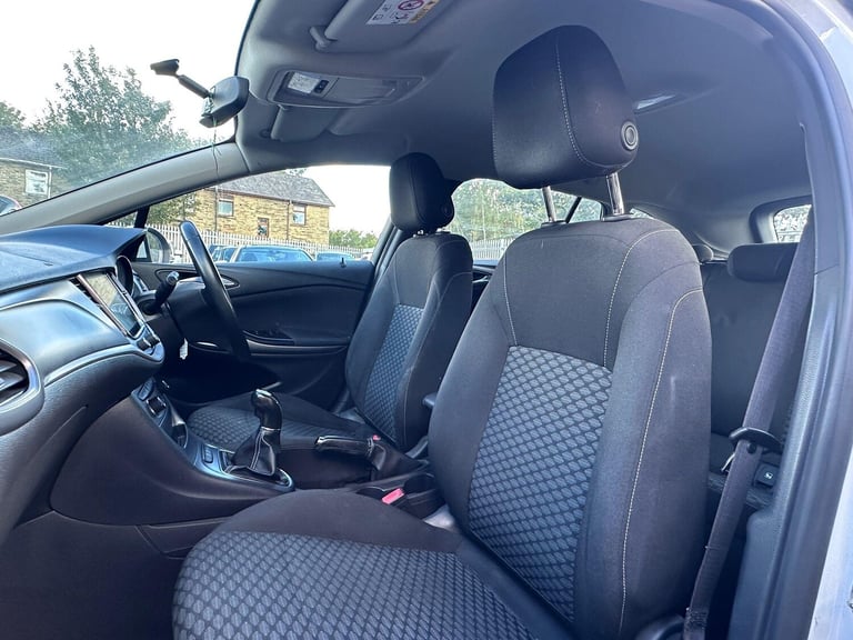 2017 Vauxhall Astra 1.0i Turbo ecoTEC Tech Line Nav Sports Tourer Euro 6 (s/s) 5dr ESTATE Petrol ...
