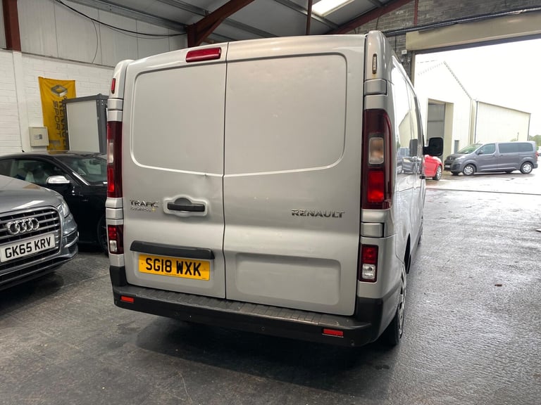 2018 Renault Trafic 1.6 dCi 27 Business+ SWB Standard Roof Euro 6 5dr PANEL VAN Diesel Manual