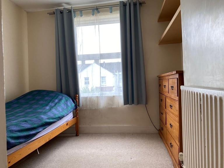 Single room in shared house inc all bills