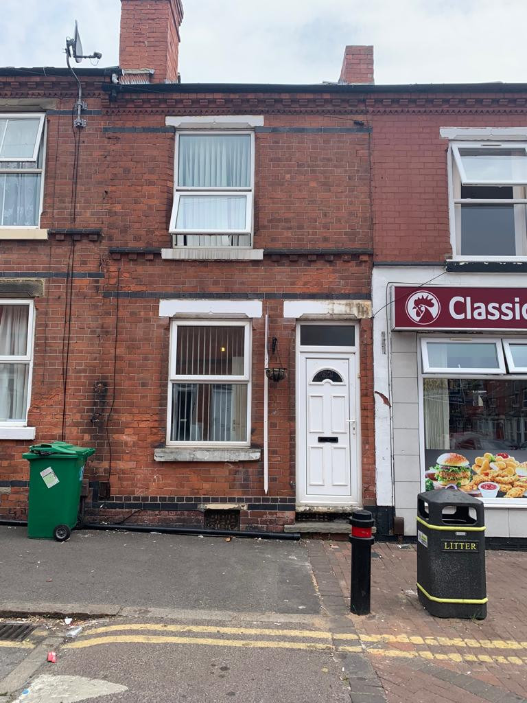 Ideal 2 bed investment property with the potential to achieve £700pcm