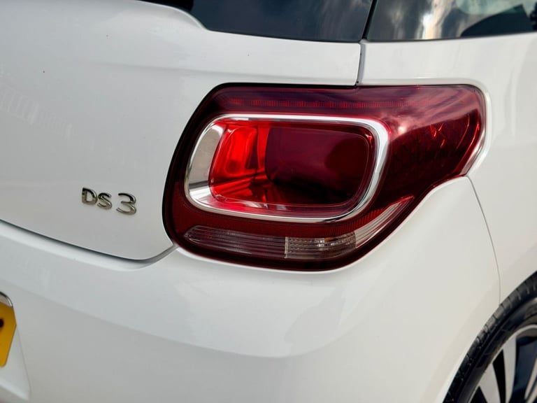 2017 DS Automobiles DS 3 1.2 PureTech Chic Hatchback 3dr Petrol Manual Euro 6 (82 ps) Hatchback P...