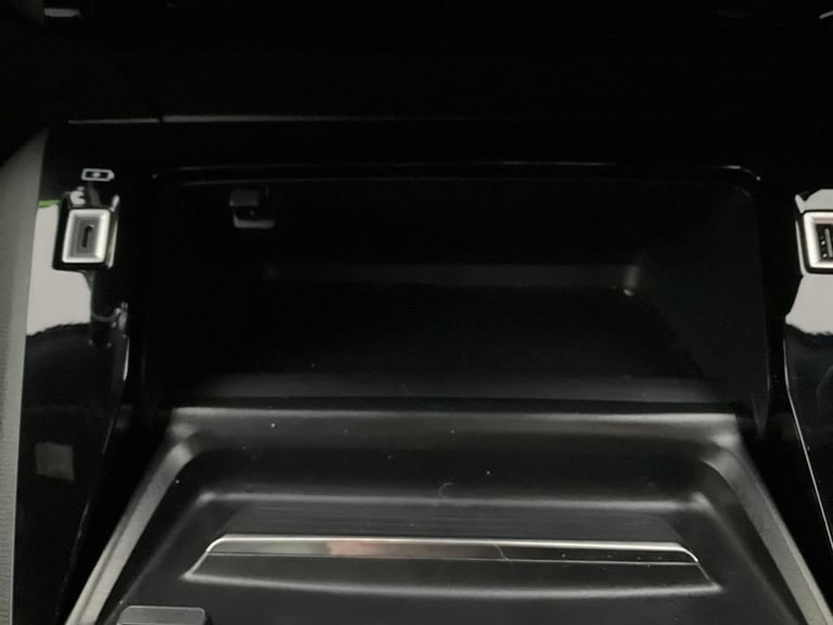 2023 Peugeot E-2008 50kWh GT SUV 5dr Electric Auto (7kW Charger) (136 ps) - LED - REVERSE CAM - S...