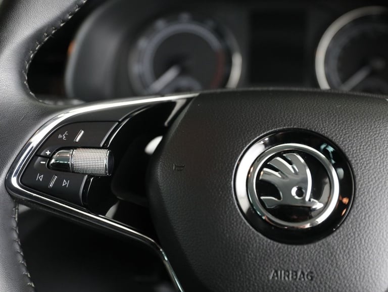 2022 Skoda Kamiq 1.5 TSI ACT SE Drive SUV 5dr Petrol DSG Euro 6 (s/s) (150 ps) HATCHBACK Petrol A...