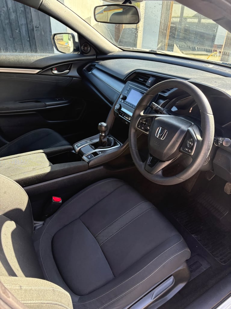 Honda, CIVIC, Hatchback, 2018, Manual, 988 (cc), 5 doors